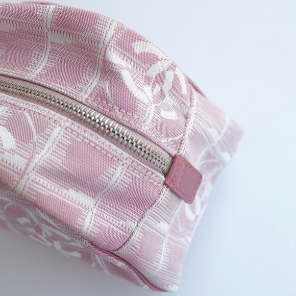 Authentic Preowned Chanel Pink Nylon New Travel Line Shoulder Bag - Picture 5 of 16